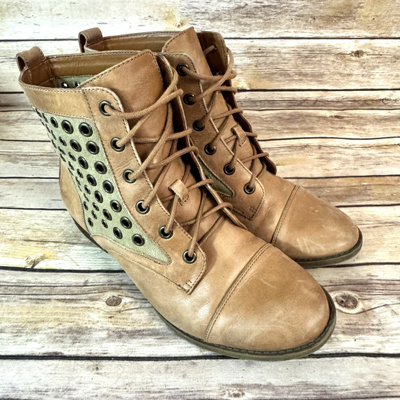 Gianni Bini Womens Tan Brown Leather Perforated Lace Up Ankle Boots 8.5M - Picture 1 of 9